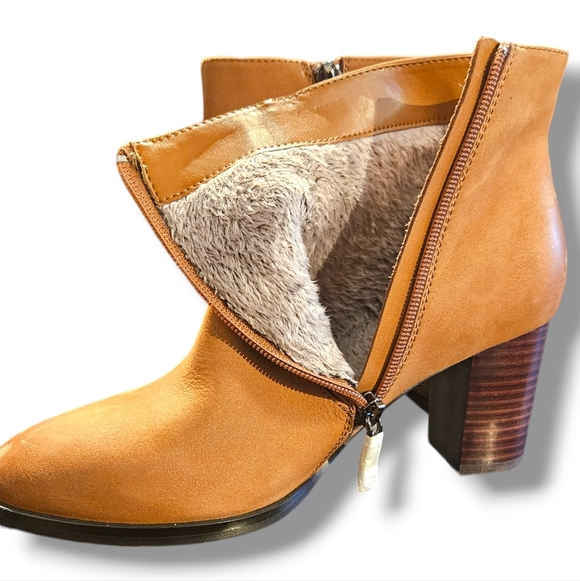 Womens ankle boots - Picture 4 of 5